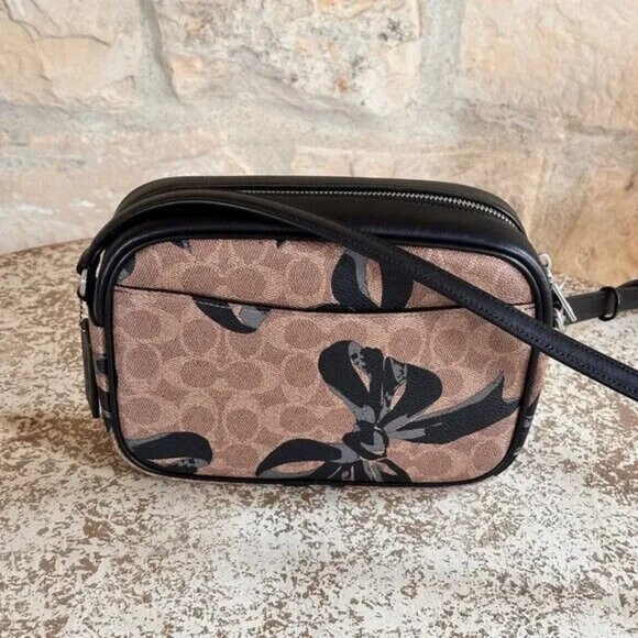 COACH Jamie  Bow Print CZ769 Camera Bag In Signature Canvas /Wristlet Option NWT - Picture 7 of 16